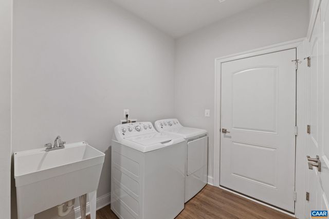 21 BLACKBERRY PL, Zion Crossroads, VA 22942