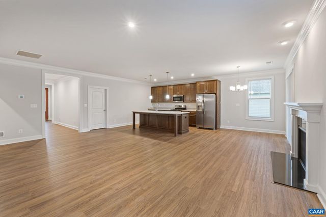 21 BLACKBERRY PL, Zion Crossroads, VA 22942