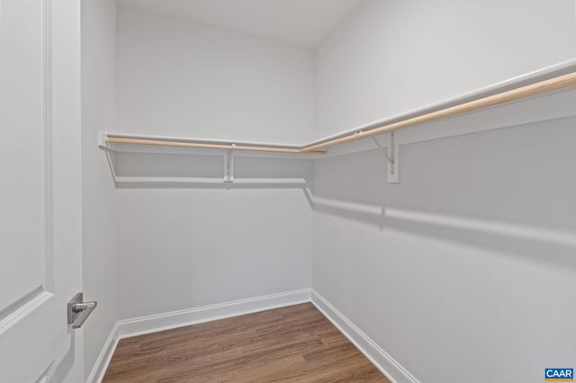 21 BLACKBERRY PL, Zion Crossroads, VA 22942