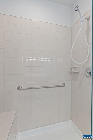 21 BLACKBERRY PL, Zion Crossroads, VA 22942