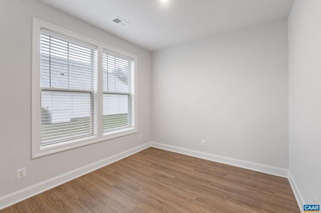 21 BLACKBERRY PL, Zion Crossroads, VA 22942