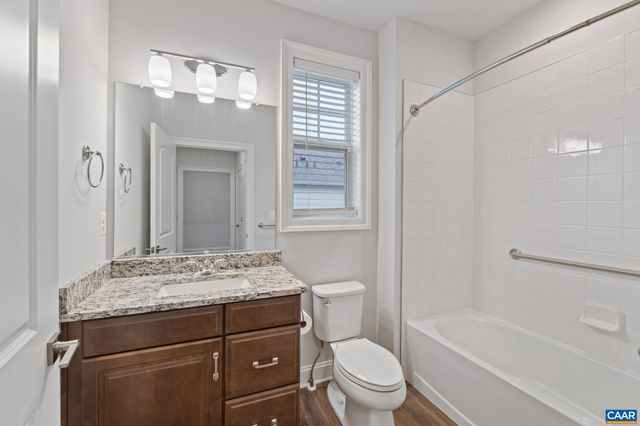 21 BLACKBERRY PL, Zion Crossroads, VA 22942