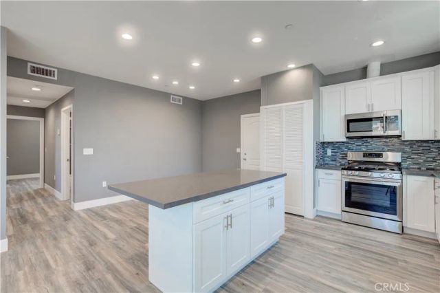 3626 S Cimarron Street, Los Angeles, CA 90018