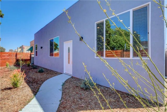 3626 S Cimarron Street, Los Angeles, CA 90018