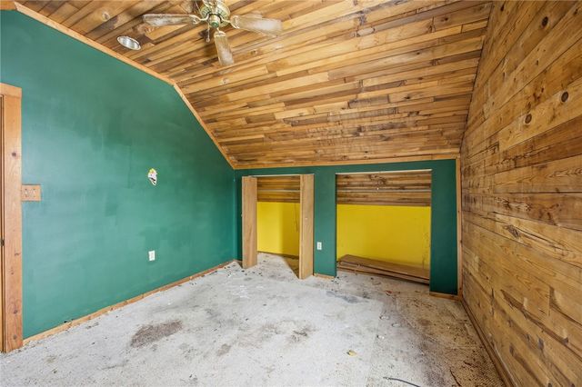 189 Denny Rd, Valencia Boro, PA 16059