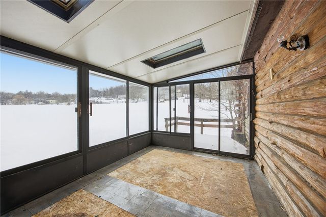 189 Denny Rd, Valencia Boro, PA 16059