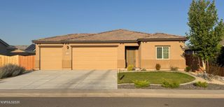 818 Karry Way, Fallon, NV 89406