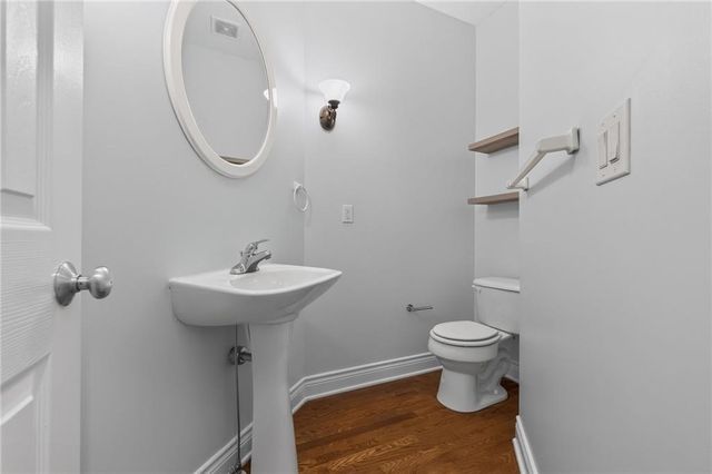 2413 SW Kenwill Drive, Lee's Summit, MO 64082