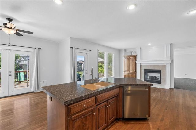 2413 SW Kenwill Drive, Lee's Summit, MO 64082