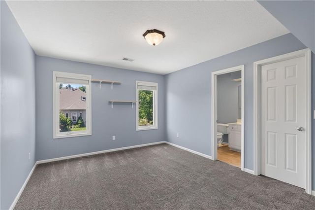 2413 SW Kenwill Drive, Lee's Summit, MO 64082