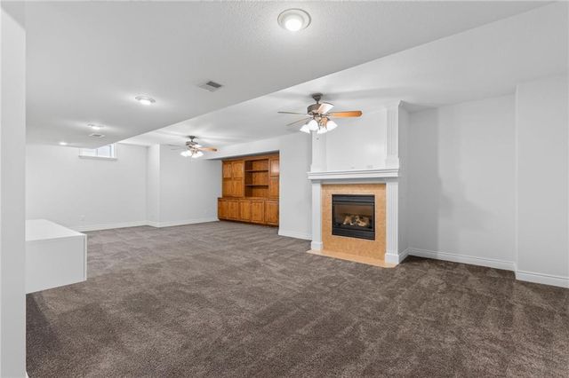 2413 SW Kenwill Drive, Lee's Summit, MO 64082