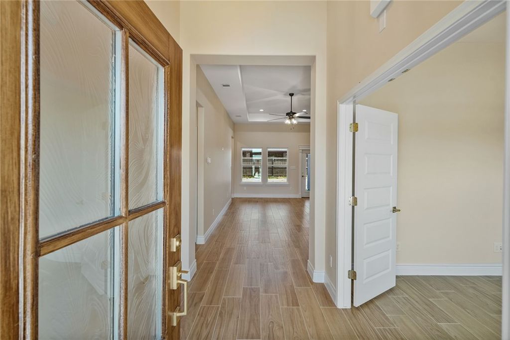 9518 Royal Oak Dr, Corpus Christi, TX 78410 — photo 2