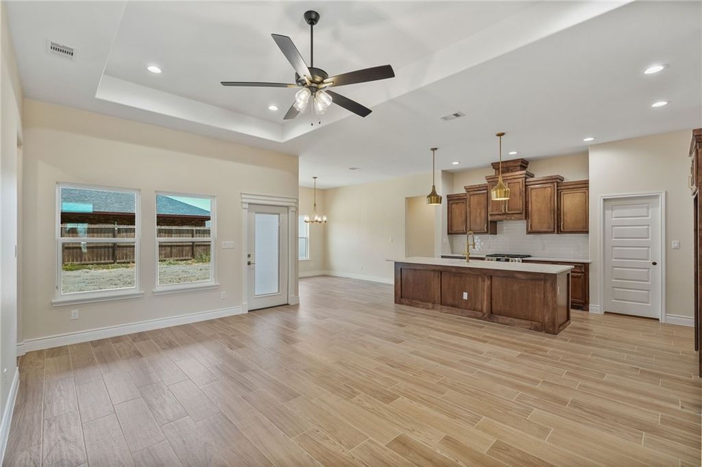 9518 Royal Oak Dr, Corpus Christi, TX 78410 — photo 4