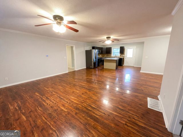 431 Cedarcrest Road, Dallas, GA 30132