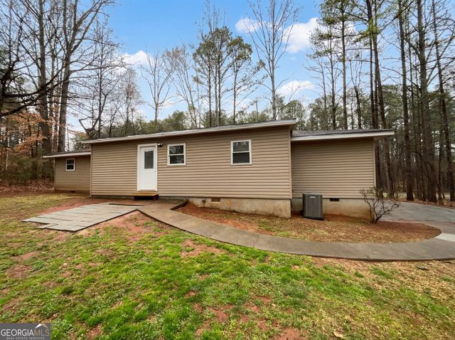 431 Cedarcrest Road, Dallas, GA 30132