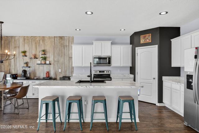 2230 FALLING STAR Lane, Green Cove Springs, FL 32043