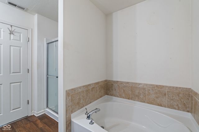 3734 Newcastle Drive, Indianapolis, IN 46235