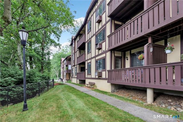 125 Warner Hill Road 40, Stratford, CT 06614