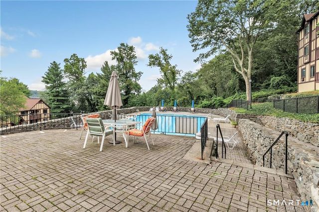 125 Warner Hill Road 40, Stratford, CT 06614