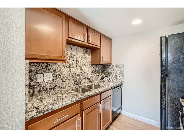 2211 Sable Blvd 708, Aurora, CO 80011