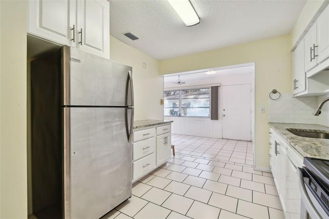 11200 102ND AVENUE 136, Seminole, FL 33778