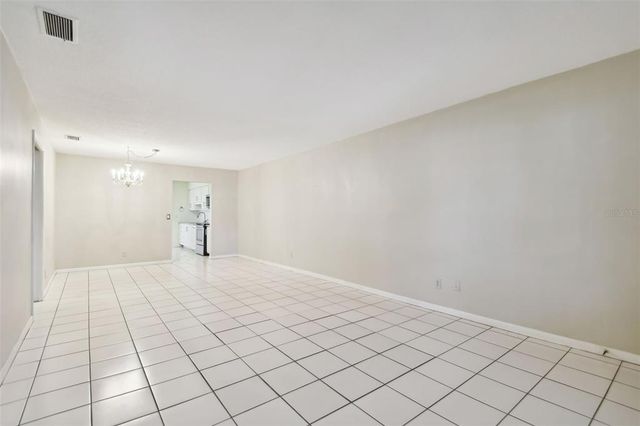 11200 102ND AVENUE 136, Seminole, FL 33778