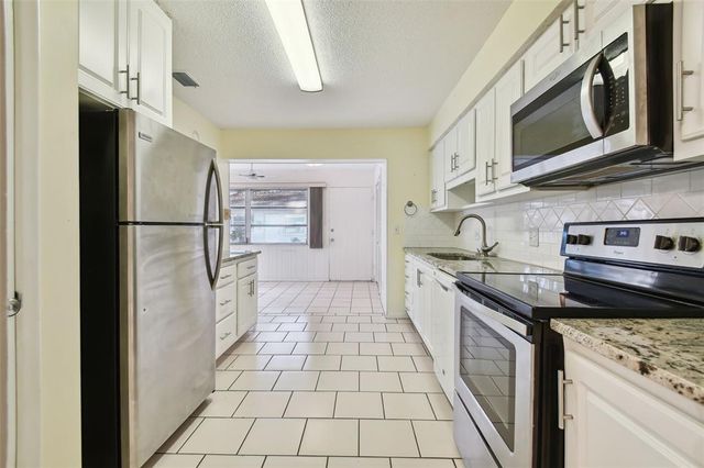 11200 102ND AVENUE 136, Seminole, FL 33778