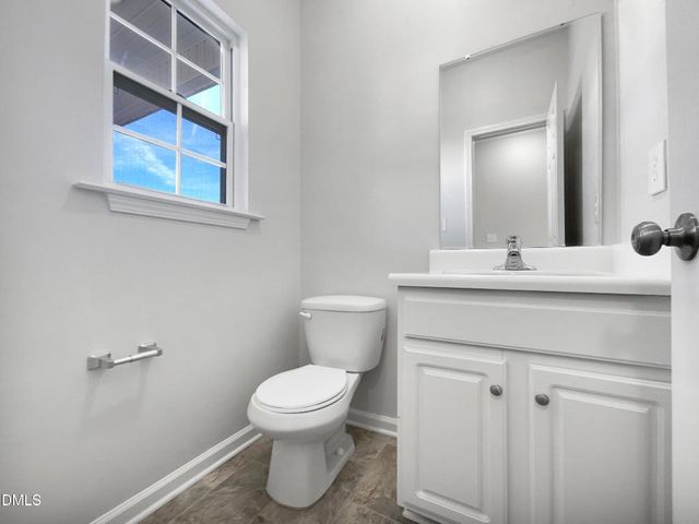 6836 Lakinsville Lane, Raleigh, NC 27610