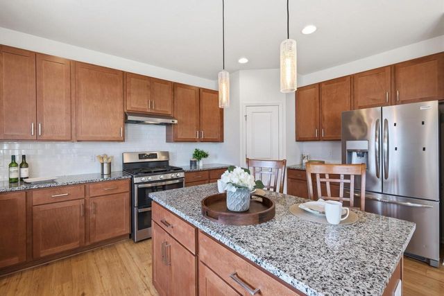 2752 Leo Mary Street, Fitchburg, WI 53711