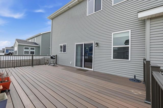 2752 Leo Mary Street, Fitchburg, WI 53711