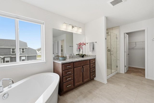 2752 Leo Mary Street, Fitchburg, WI 53711