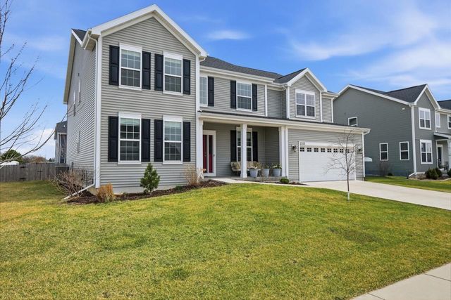 2752 Leo Mary Street, Fitchburg, WI 53711