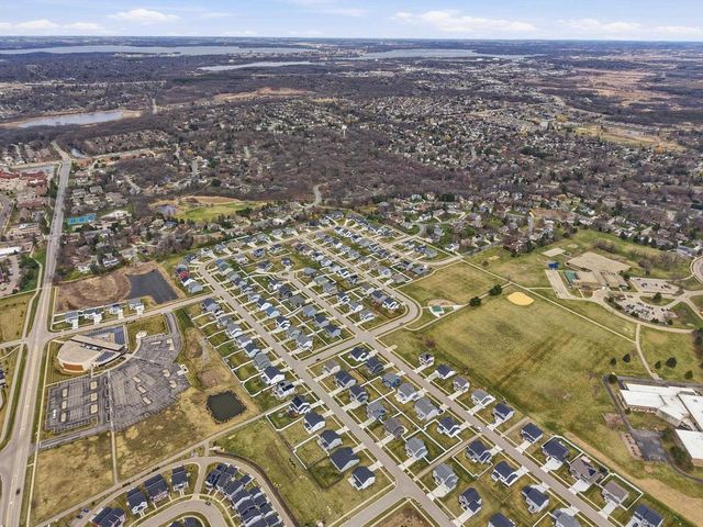 2752 Leo Mary Street, Fitchburg, WI 53711