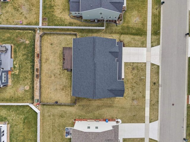 2752 Leo Mary Street, Fitchburg, WI 53711