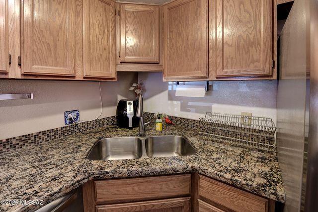5380 N Paseo De La Terraza, Tucson, AZ 85750