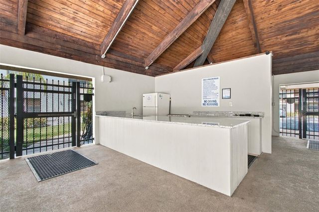 3036 EASTLAND BOULEVARD E105, Clearwater, FL 33761