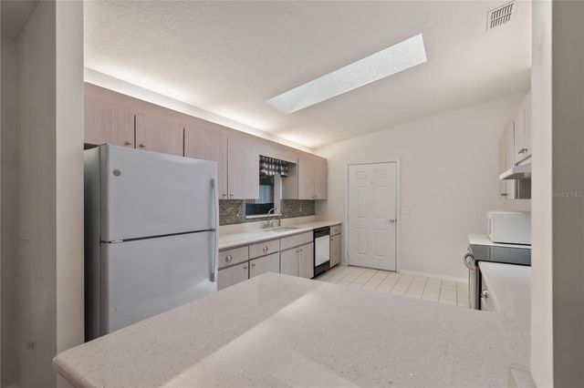 9862 SE 179TH PLACE, Summerfield, FL 34491