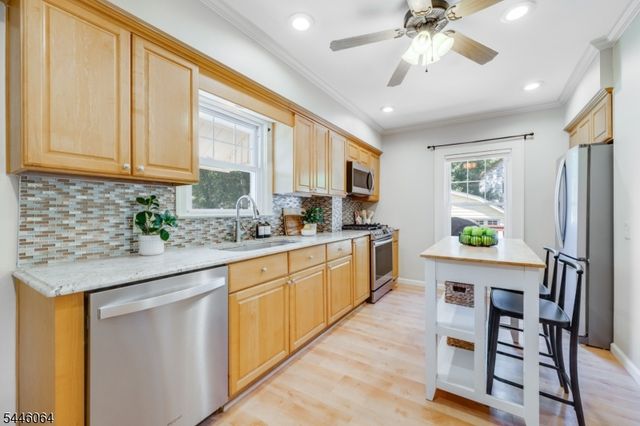 20 Lincoln Ave, Livingston Twp., NJ 07039