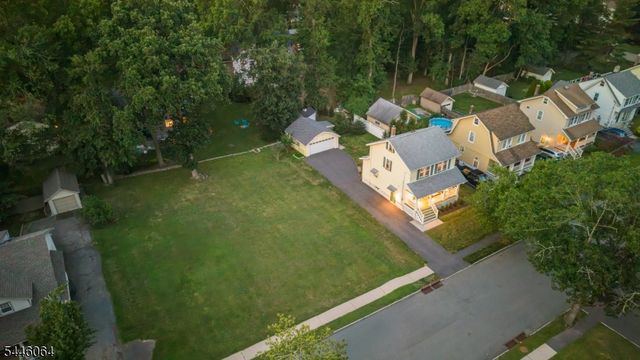 20 Lincoln Ave, Livingston Twp., NJ 07039