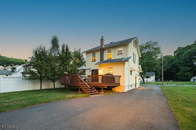 20 Lincoln Ave, Livingston Twp., NJ 07039