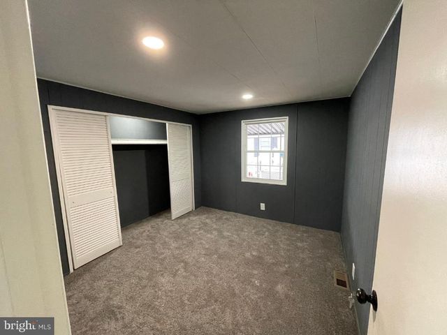 14731 NATIONAL DR, Chantilly, VA 20151