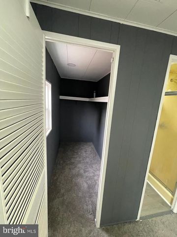 14731 NATIONAL DR, Chantilly, VA 20151