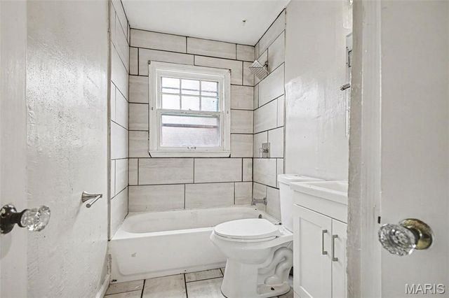 7030 Emma Avenue, St Louis, MO 63136