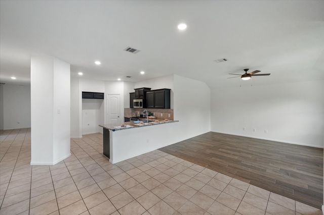 8333 Muddy Creek Drive, Fort Worth, TX 76131
