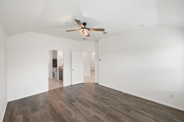 8333 Muddy Creek Drive, Fort Worth, TX 76131