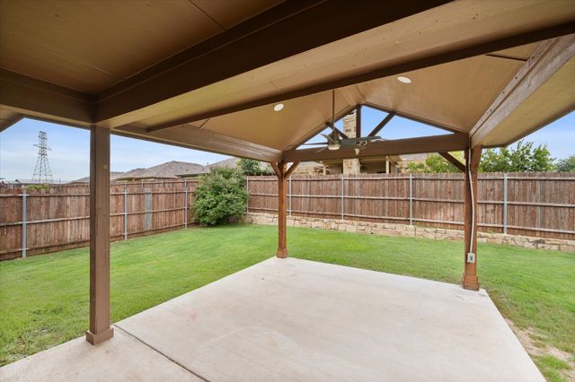 8333 Muddy Creek Drive, Fort Worth, TX 76131