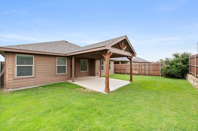 8333 Muddy Creek Drive, Fort Worth, TX 76131