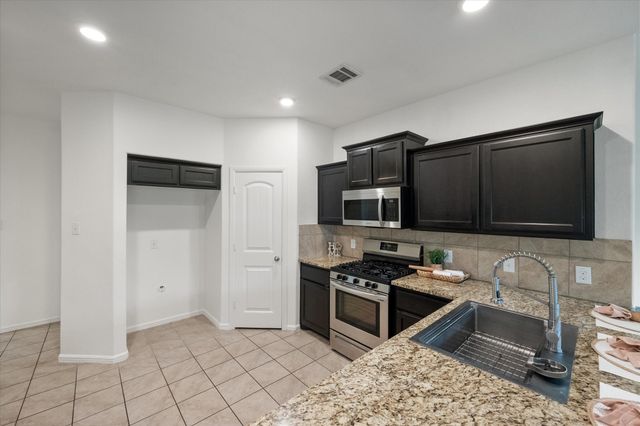 8333 Muddy Creek Drive, Fort Worth, TX 76131