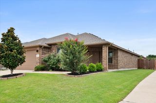 8333 Muddy Creek Drive, Fort Worth, TX 76131