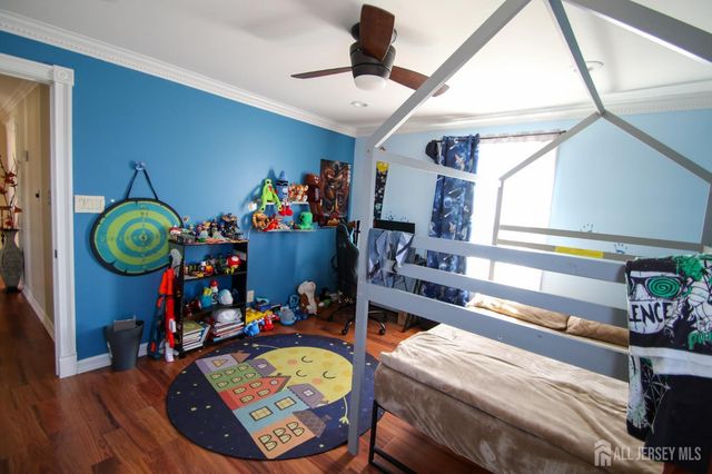 199 E Arthur Place, Iselin, NJ 08830